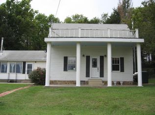 1177 45th Rd, Yates Center, KS 66783