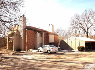 5745 N Autumn Ridge Ct, Peoria, IL 61615