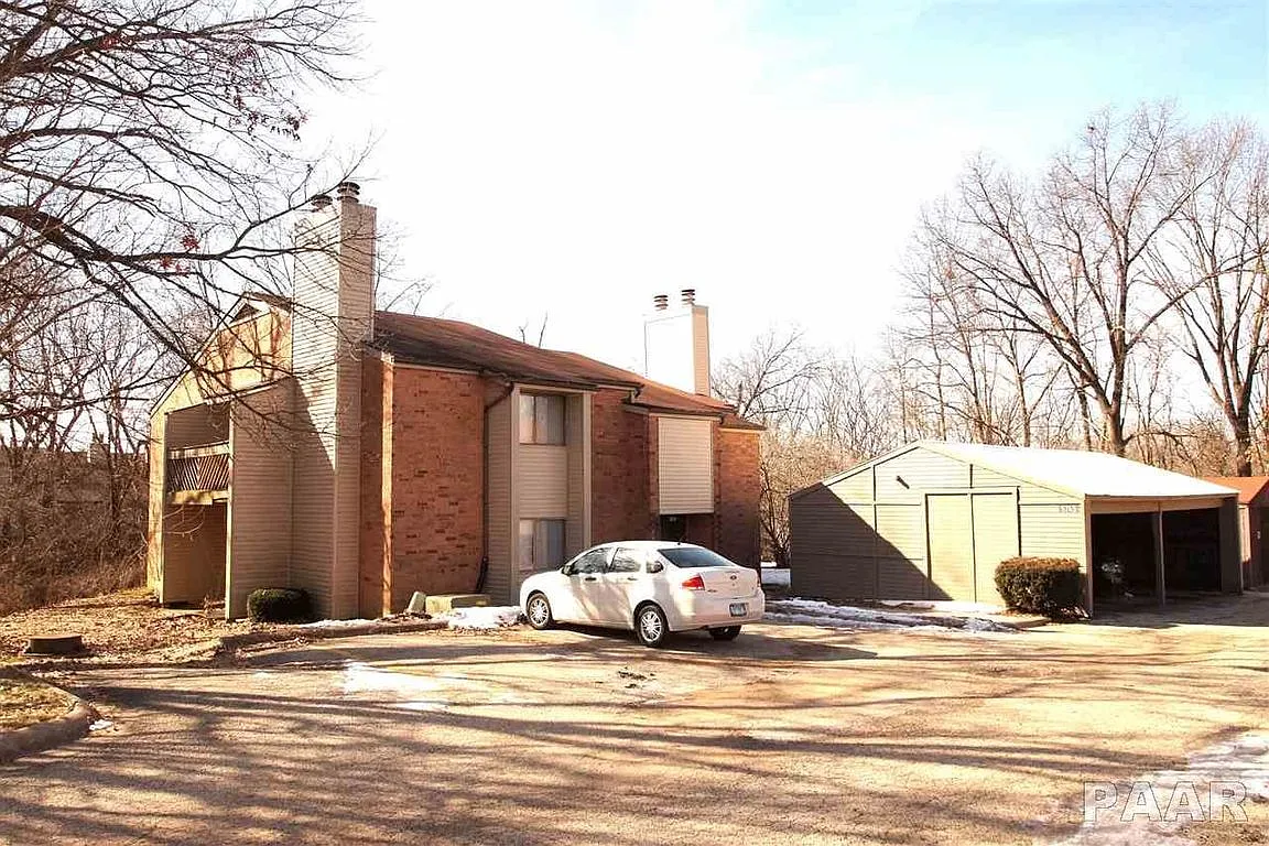 5745 N Autumn Ridge Ct photo 1
