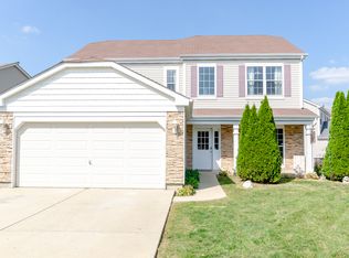 758 Rockhurst Rd, Bolingbrook, IL 60440