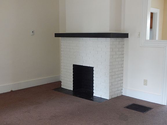 4th image of 1014 Pritz Ave