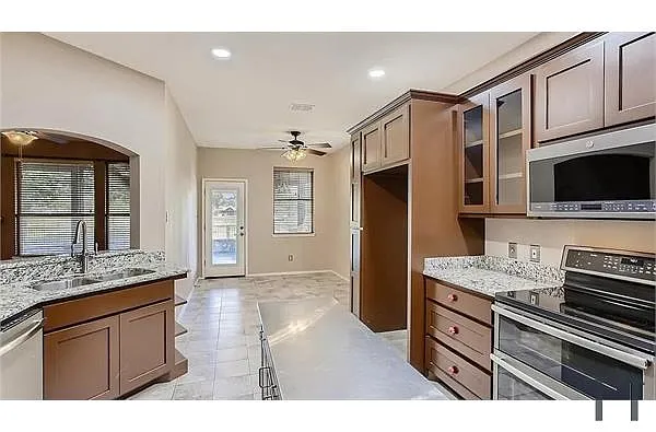 Building Photo - 8502 Seafield Ln