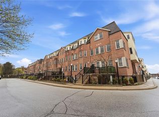 760 Lawrence Ave W #164, Toronto, ON M6A 3E7