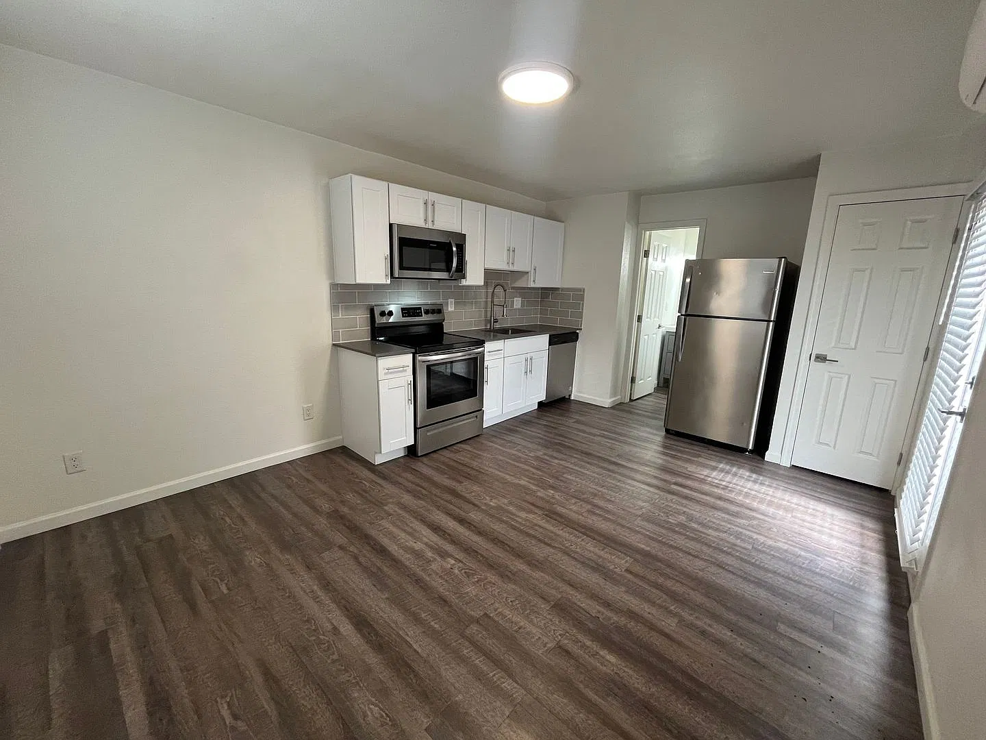 Studio - All Utilities Included - South Scottsdale/ASU! — Photo 3