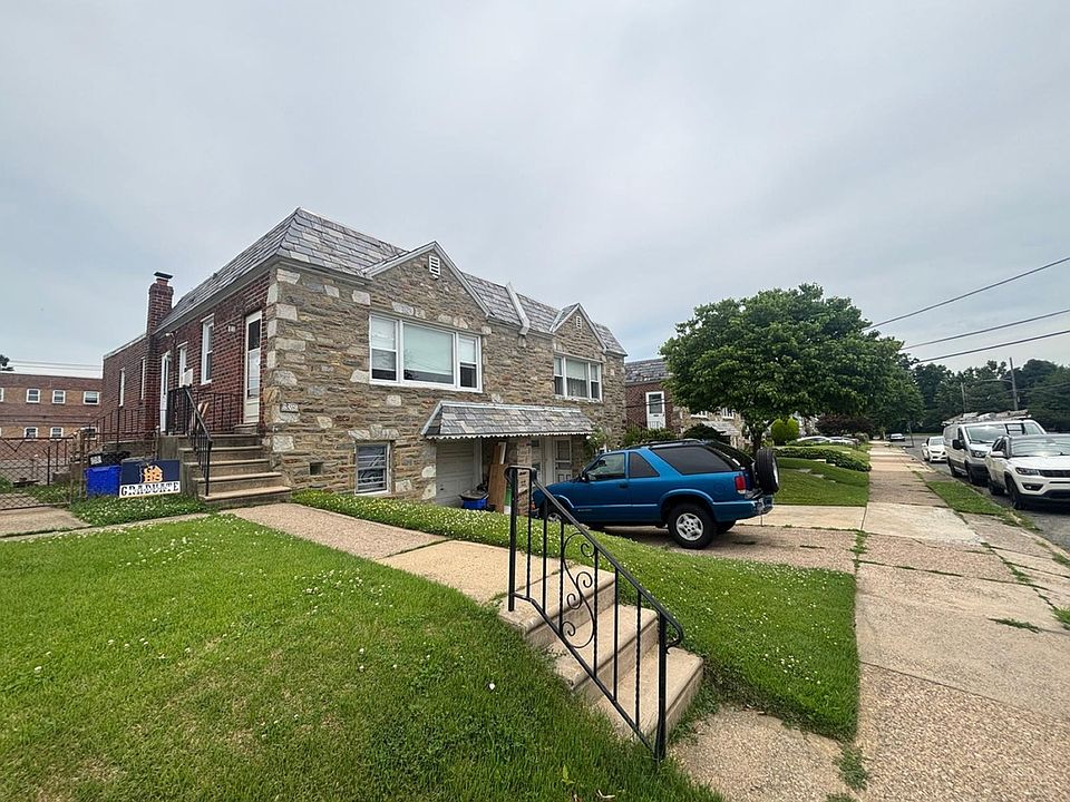 2nd image of 809 Stanwood St