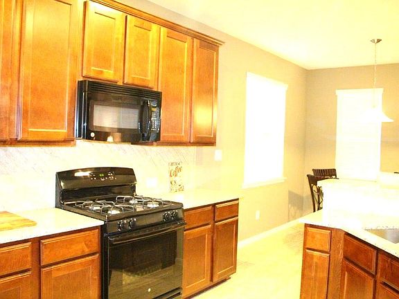 Large spacious kitchen