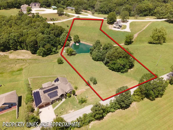 000 Hampton Road, Reeds Spring, MO 65737