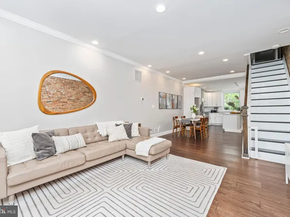 328 W Lorraine Ave, Baltimore, MD 21211