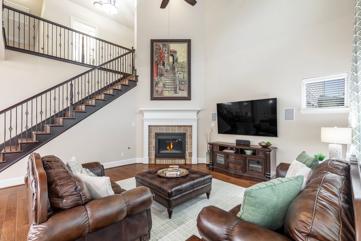 next background image