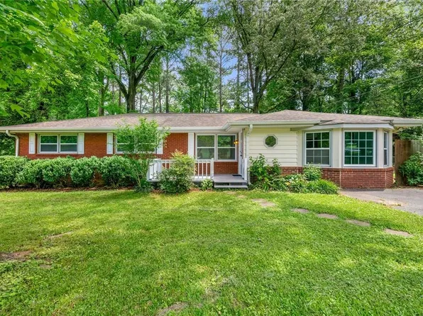 3615 Pinehill Cir, Acworth, GA 30101