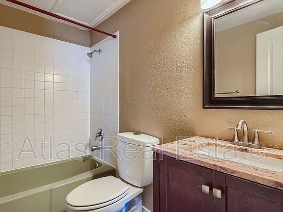 3rd image of 1705 30th St APT 304