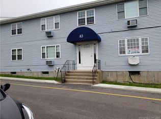 83 Horse Pond Rd APT E, Salem, CT 06420