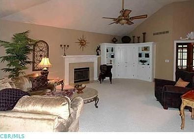 5th image of 5190 Medallion Dr E