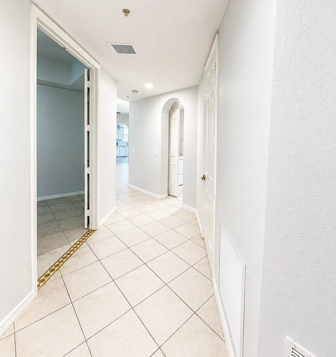 3 bed, 1653 sqft, $2,600 — Photo 2