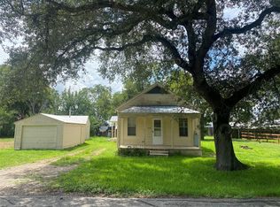 9911 Houston St, Orchard, TX 77464