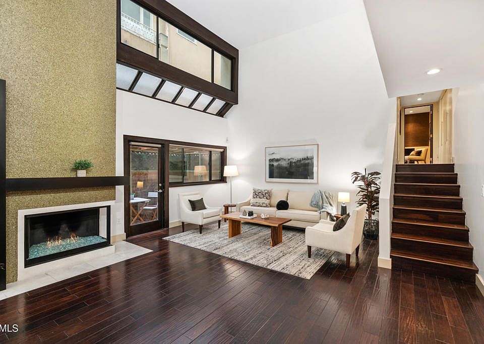 1st image of 11915 Gorham Ave APT 3