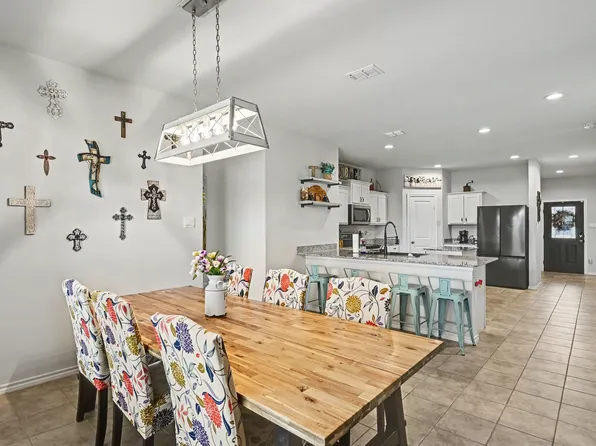 225 Olympia Marble Dr, Fort Worth, TX 76131