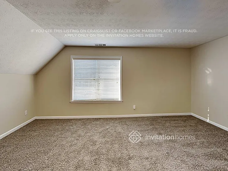 115 Masters Dr — Photo 13