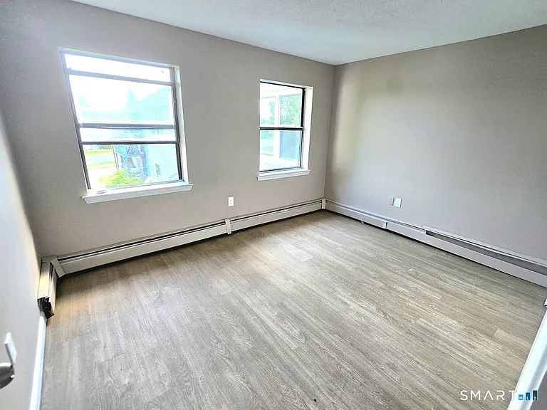 274 Bellevue St — Photo 7