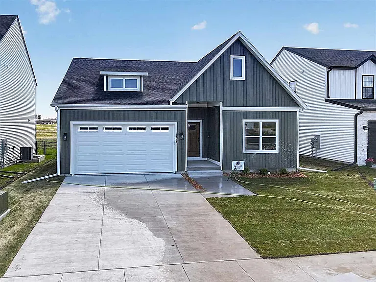 1285 Priscilla Ct