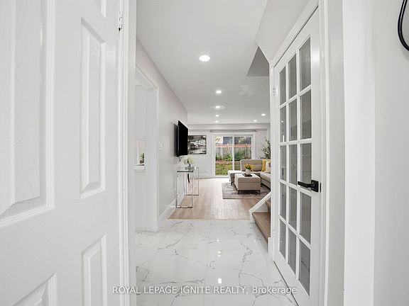 3rd image of 26 Winston Cres