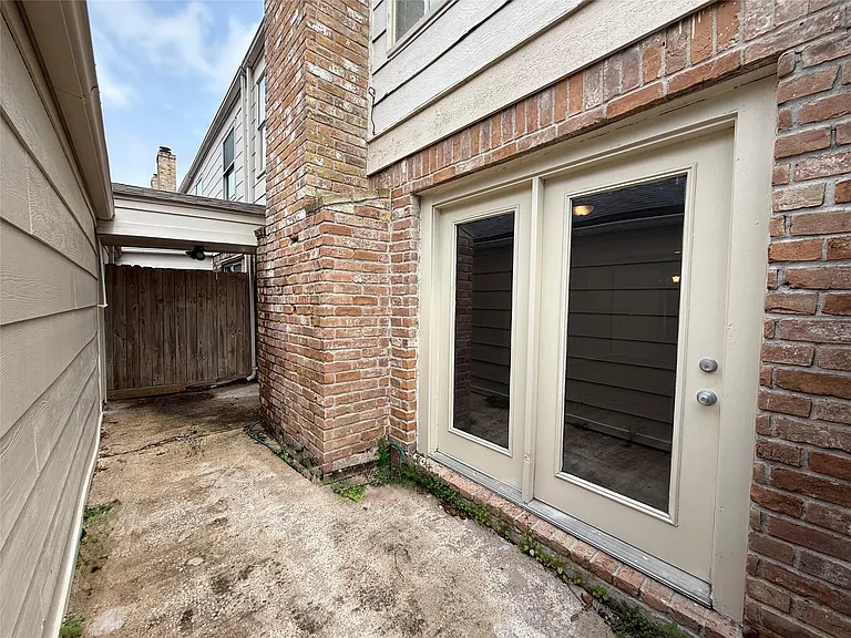 17149 Beaver Springs Dr #13 — Photo 21
