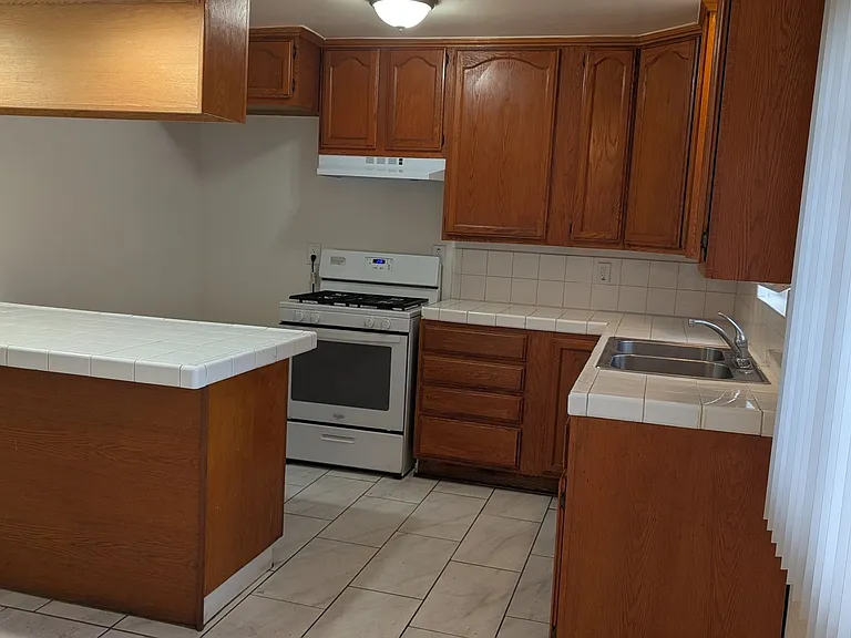 6123 Wilcox Ave — Photo 1