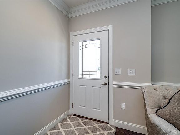5th image of 1746 Sunny Brook Dr