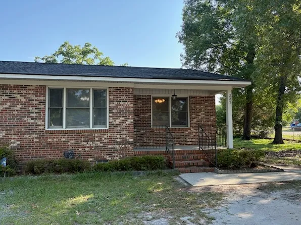 227 Randolph Ave, Fayetteville, NC 28311
