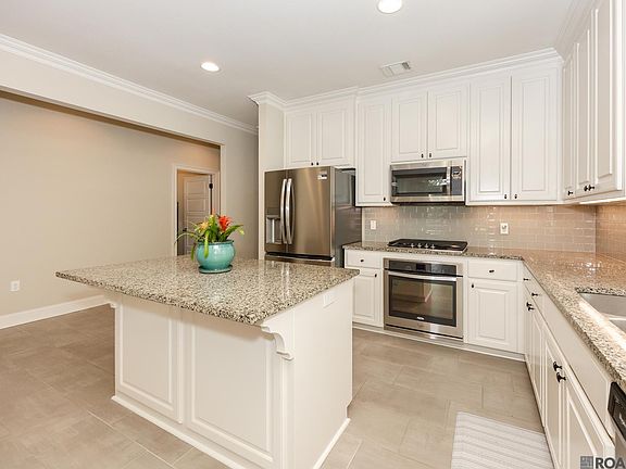4th image of 14043 Arbor Grove Dr