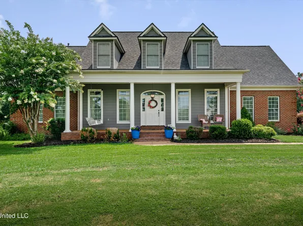 140 Winter Oaks Dr, Lamar, MS 38642