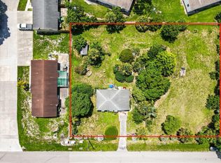 2653 Gulfstream Rd, Palm Springs, FL 33406