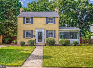 7218 Timber Ln, Falls Church, VA 22046