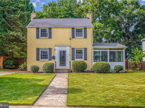 7218 Timber Ln, Falls Church, VA 22046