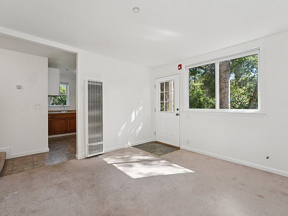 4th image of 735 Sir Francis Drake Blvd #B