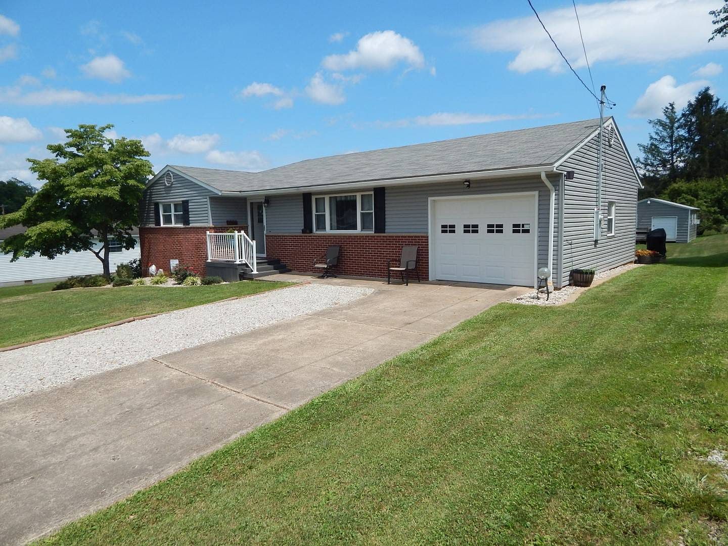 1011 State St, Harrisville, WV 26362 Zillow