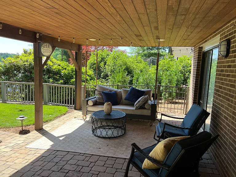 8010 Lakeview Dr — Photo 23