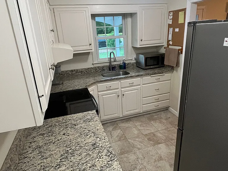 15 Crows Nest Ln — Photo 2