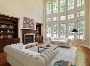 1006 Westcroft Ln, Roswell, GA 30075