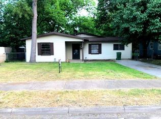 1102 Hensley St, Arlington, TX 76010