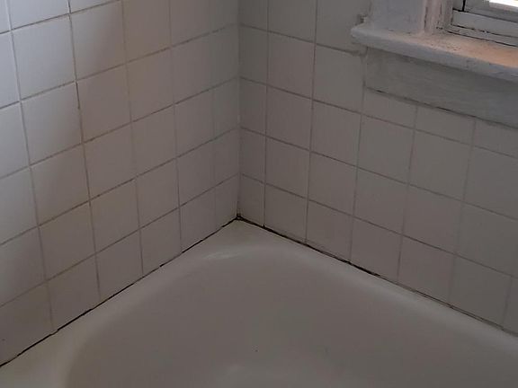 2nd image of 205 Sprenger Ave