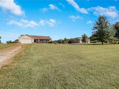 24314 S Hunter Rd, Peculiar, MO, 64078