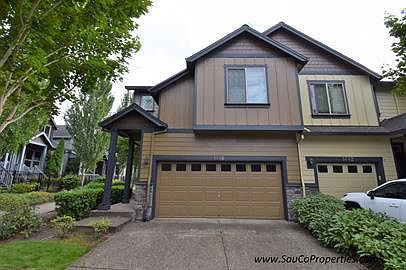 2nd image of 1448 NE Alexandria Pl #1