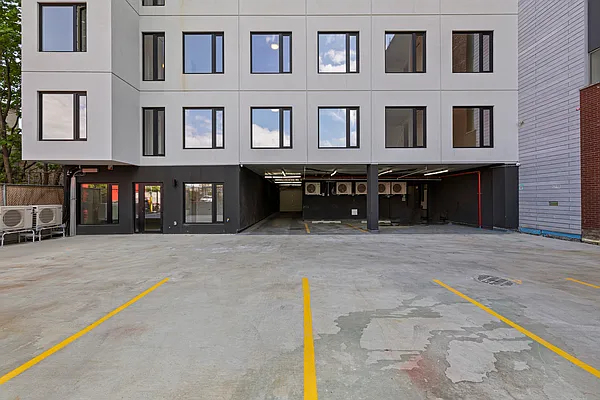 Rented by MADEHOME | media 32