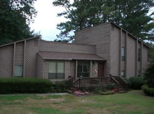 679 Freeman Dr, Lilburn, GA 30047