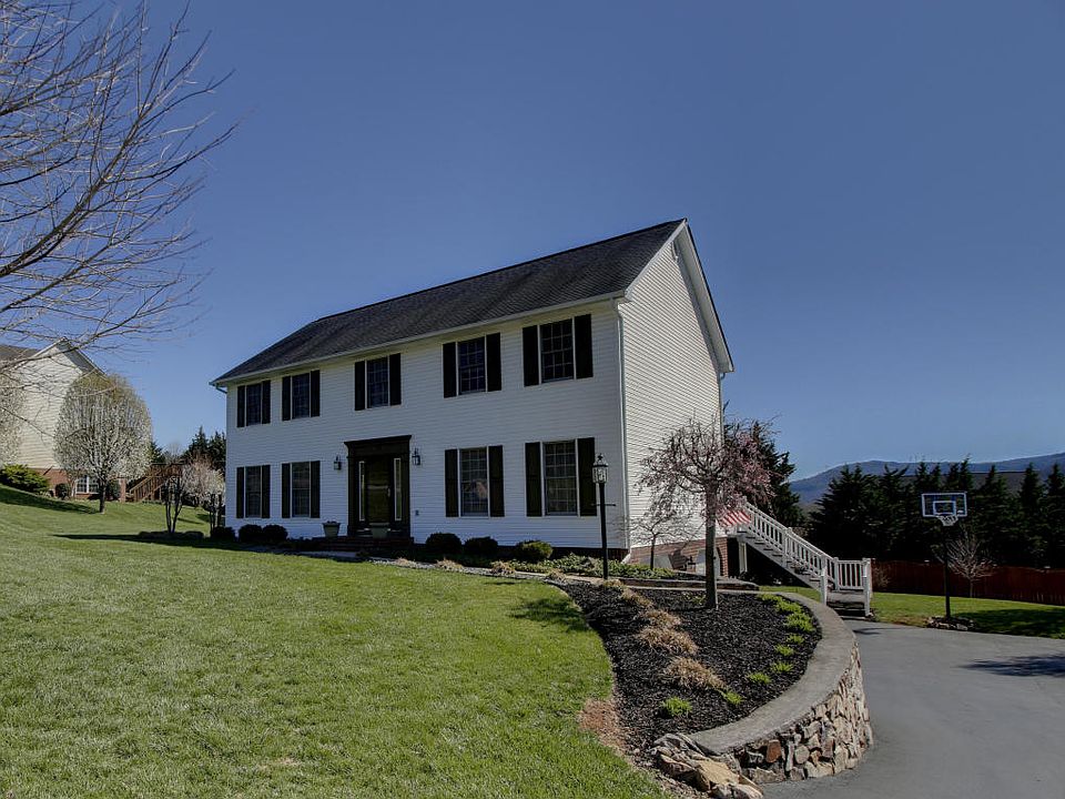 1st image of 474 Wentworth Ln