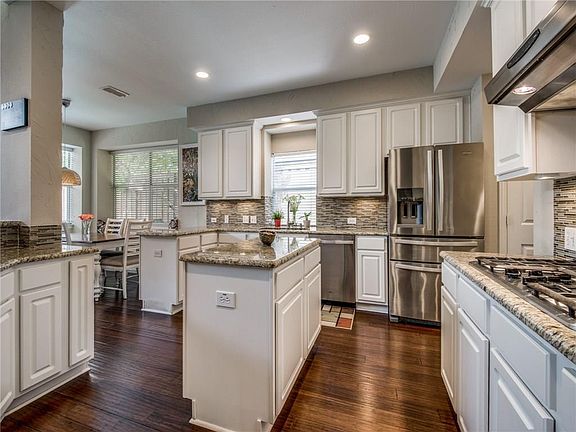 5th image of 4313 Vanderpool Dr