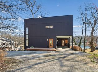 6252 N Lakeshore Dr, House Springs, MO 63051