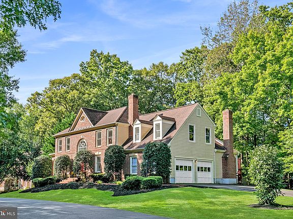 3rd image of 4411 Marquis Pl