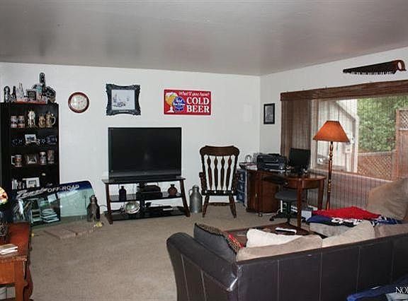 2nd image of 304 Petaluma Blvd S